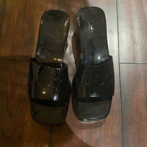 Gucci rubber sandals